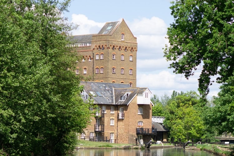 Exterior cleaning Addlestone Pressure washing company near me in Addlestone