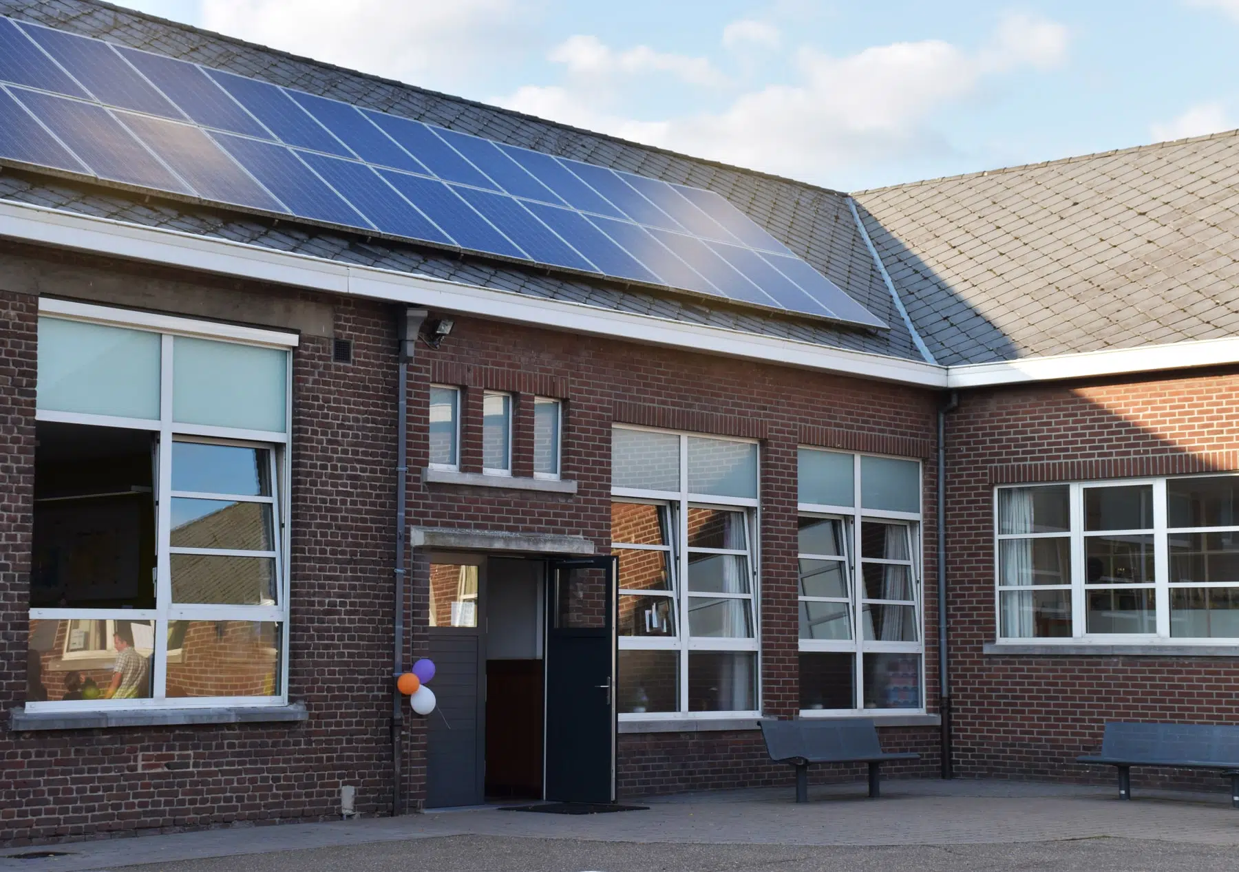 Exterior cleaning services for schools