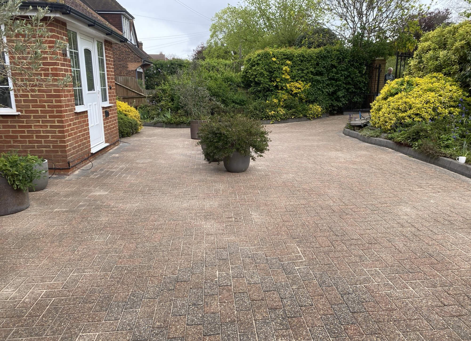 Clean brick driveway in Guildford, Surrey.