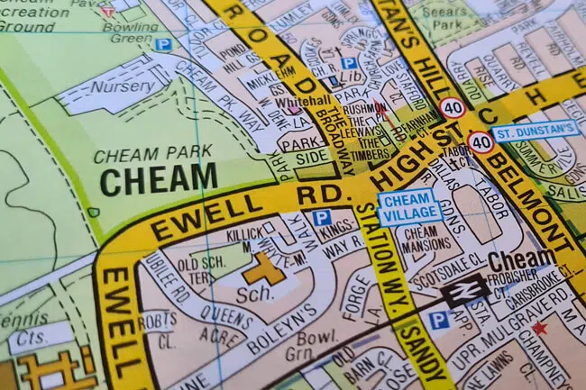 gutter-clearance-cheam Blocked gutters Cheam