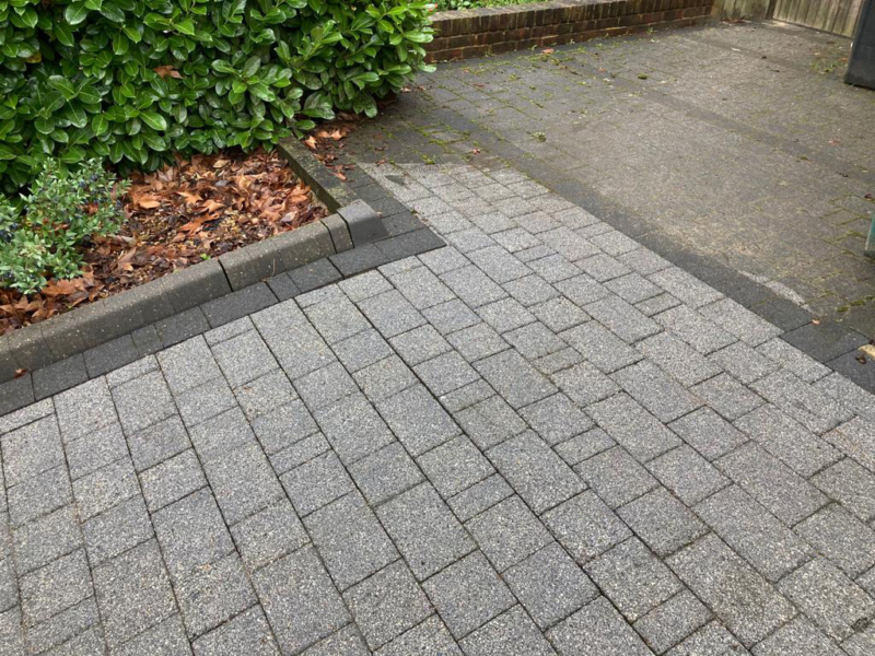 Before & after photos of Jet Washing in Surrey & South London
