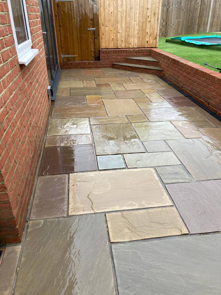 Domestic pressure washing in New Malden