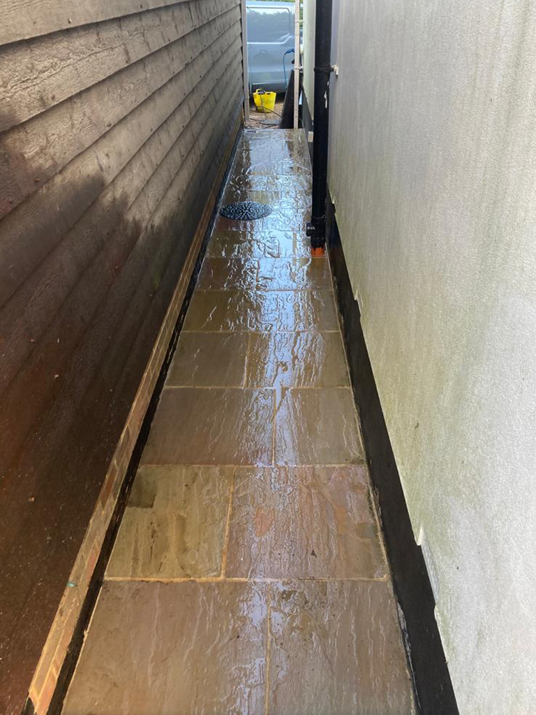 Before & after photos of Jet Washing in Surrey & South London